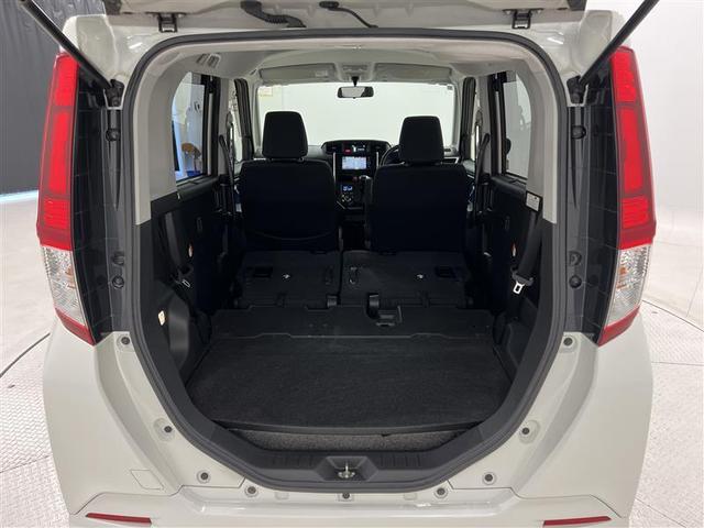 ルーミー カスタムＧ　認定中古車　ヒョウ害車　両側パワースライドドア　ＬＥＤライト　７インチＳＤナビ　ＣＤ・ＤＶＤ再生　バックモニター　オートエアコン　１４インチＡＷ　スペアタイヤ　ワンオーナー　スマートキー　点検記録簿（25枚目）