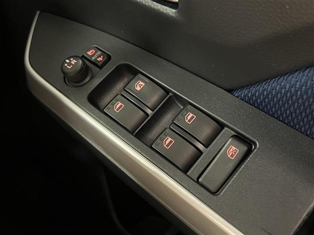 ルーミー カスタムＧ　認定中古車　ヒョウ害車　両側パワースライドドア　ＬＥＤライト　７インチＳＤナビ　ＣＤ・ＤＶＤ再生　バックモニター　オートエアコン　１４インチＡＷ　スペアタイヤ　ワンオーナー　スマートキー　点検記録簿（28枚目）