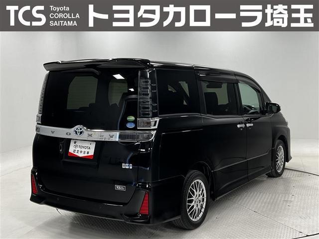 ヴォクシー ハイブリッドＺＳ　煌ＩＩＩ　認定中古車　禁煙車　衝突被害軽減ブレーキ　両側パワースライドドア　カロッツェリア９インチナビ　バックモニター　ＥＴＣ　シートヒーター　スペアタイヤ　１６インチＡＷ　スマートキー　点検記録簿（2枚目）