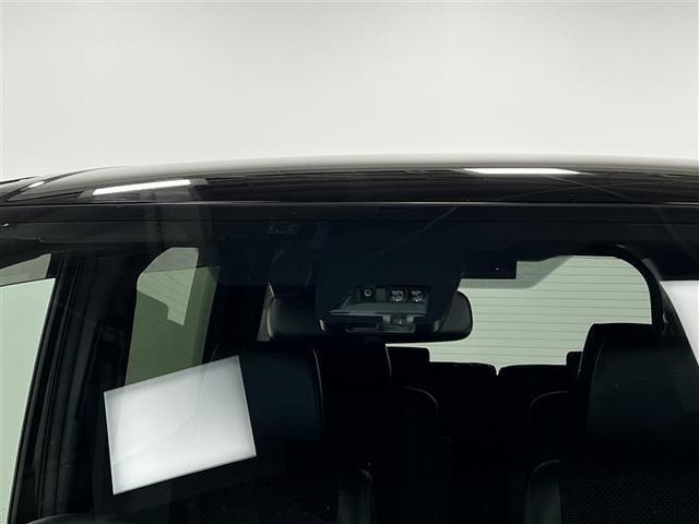 ヴォクシー ハイブリッドＺＳ　煌ＩＩＩ　認定中古車　禁煙車　衝突被害軽減ブレーキ　両側パワースライドドア　カロッツェリア９インチナビ　バックモニター　ＥＴＣ　シートヒーター　スペアタイヤ　１６インチＡＷ　スマートキー　点検記録簿（33枚目）