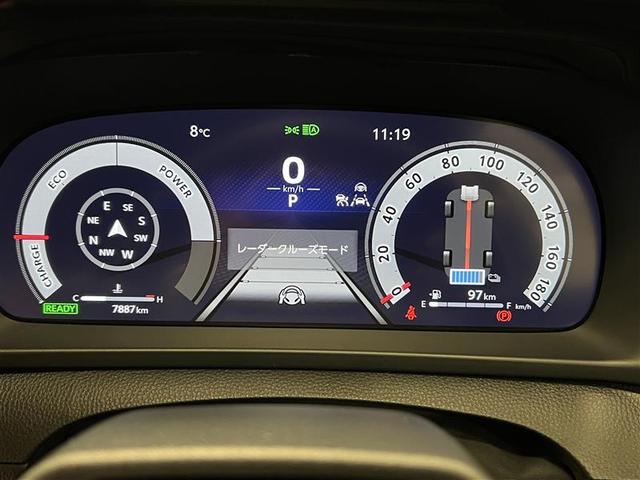 �P�Q�D�R�C���`�s�e�s�J���[�}���`�C���t�H���[�V�����f�B�X�v���C�́A�S�̃e�C�X�g�ƂR�̃��C�A�E�g�̒�����A�D�݂ɍ��킹�ĕ\����ς��邱�Ƃ��o���܂��I�C���t�H���[�V�����𕡐��\�����邱�Ƃ��\�I