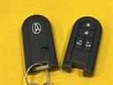 電子カードキーはかばんやポケットに入れておけば、ドアのロックアンロックやエンジンの始動が出来ます!