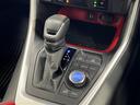 ショートストロークで小気味良く操作できるシフトレバー!シーケンシャル操作でマニュアル感覚での走行も可能!電動サイドブレーキはホールド機能付!ダウンヒルアシストコントロール(DAC)ついてます!