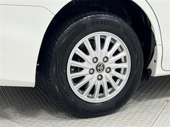 タイヤサイズは１９５／６５Ｒ１５！純正アルミホイール！残り溝は５ミリ程度です！ 6