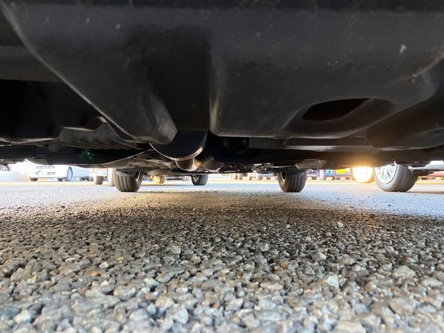 ヴィッツ Ｆ　セーフティーエディション　禁煙車　衝突被害軽減ブレーキ　踏み間違い加速抑制装置　ボイスコーナーセンサー　社外ＬＥＤライト　７インチＳＤナビ　フルセグＴＶ　ブルートゥース　ＣＤ　ＤＶＤ　ＳＤ　バックモニター　ＥＴＣ　点検記録簿（31枚目）