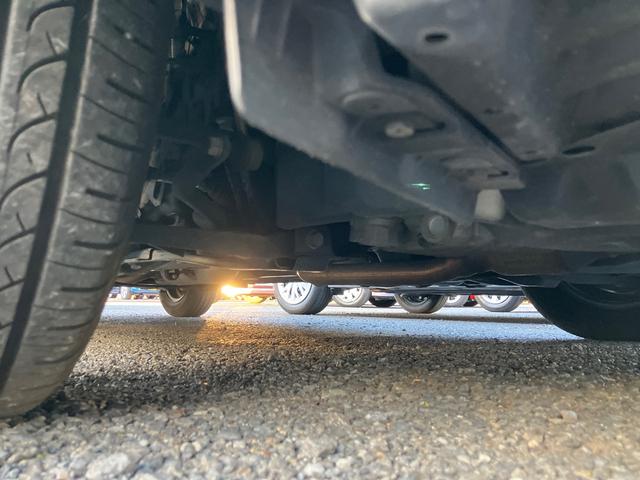 ヴィッツ Ｆ　セーフティーエディション　禁煙車　衝突被害軽減ブレーキ　踏み間違い加速抑制装置　ボイスコーナーセンサー　社外ＬＥＤライト　７インチＳＤナビ　フルセグＴＶ　ブルートゥース　ＣＤ　ＤＶＤ　ＳＤ　バックモニター　ＥＴＣ　点検記録簿（32枚目）