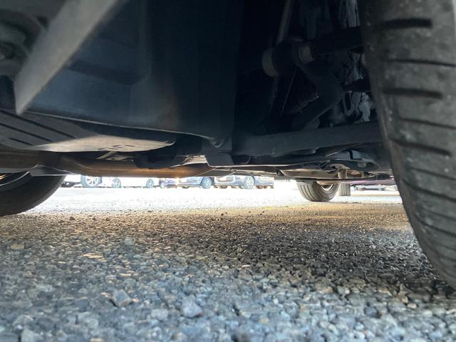 ヴィッツ Ｆ　セーフティーエディション　禁煙車　衝突被害軽減ブレーキ　踏み間違い加速抑制装置　ボイスコーナーセンサー　社外ＬＥＤライト　７インチＳＤナビ　フルセグＴＶ　ブルートゥース　ＣＤ　ＤＶＤ　ＳＤ　バックモニター　ＥＴＣ　点検記録簿（33枚目）