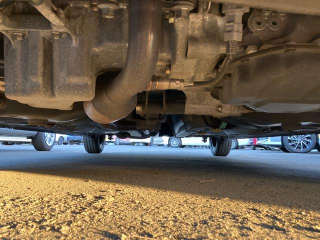 パッソ Ｘ　Ｇパッケージ　禁煙車　７インチＳＤナビ　ワンセグＴＶ　ブルートゥース　ＣＤ　ＳＤ　オートＡＣ　ベンチシート　アイドリングストップ機能　電動格納式ドアミラー　全席パワーウィンドウ　キーフリーシステム　点検記録簿（28枚目）