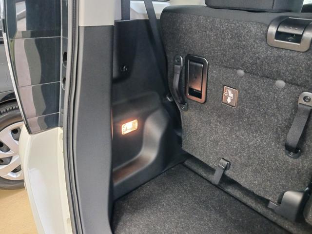 ルーミー カスタムＧ－Ｔ　禁煙車　衝突回避支援パッケージ　クルーズコントロール　ＬＥＤライト　９インチＳＤナビ　バックモニター　ＥＴＣ　アイドリングストップ　両側パワースライドドア　スペアタイヤ　１５インチＡＷ　点検記録簿（37枚目）