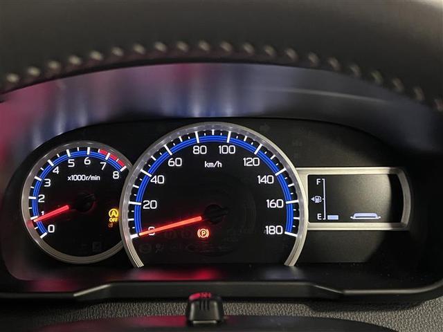 ルーミー カスタムＧ－Ｔ　追突軽減ブレーキ　ＬＥＤヘッドライト　オートマチックハイビーム　ステアリングスイッチ　スペアタイヤ　９インチＳＤナビ　パノラミックビューモニター　１２．１型後席モニター　シートヒーター　ＥＴＣ２．０（15枚目）