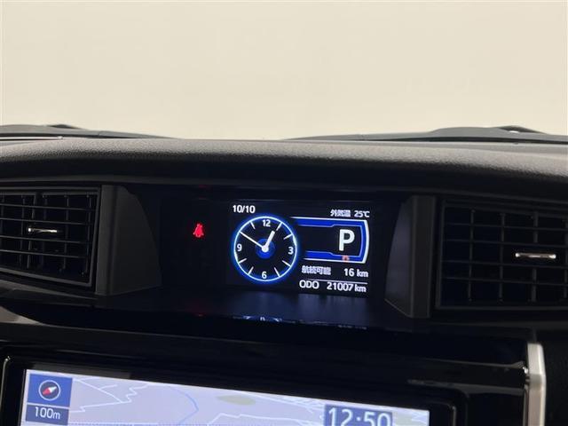 ルーミー カスタムＧ－Ｔ　追突軽減ブレーキ　ＬＥＤヘッドライト　オートマチックハイビーム　ステアリングスイッチ　スペアタイヤ　９インチＳＤナビ　パノラミックビューモニター　１２．１型後席モニター　シートヒーター　ＥＴＣ２．０（16枚目）