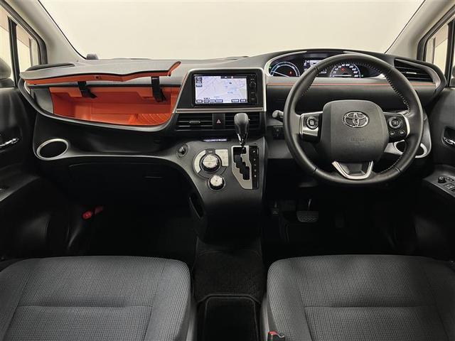 シエンタ ハイブリッドＧ　禁煙車　トヨタセーフティセンス　ＬＥＤライト＆フォグ　オートマチックハイビーム　７インチＳＤナビ　バックモニター　ＤＳＲＣ対応ＥＴＣ２．０　１６ＡＷ　両側パワースライドドア　スマートキー　点検記録簿（9枚目）