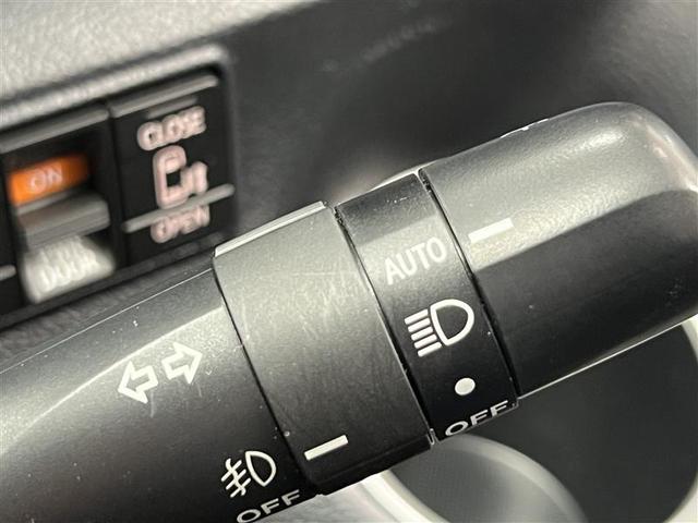 シエンタ ハイブリッドＧ　禁煙車　トヨタセーフティセンス　ＬＥＤライト＆フォグ　オートマチックハイビーム　７インチＳＤナビ　バックモニター　ＤＳＲＣ対応ＥＴＣ２．０　１６ＡＷ　両側パワースライドドア　スマートキー　点検記録簿（12枚目）