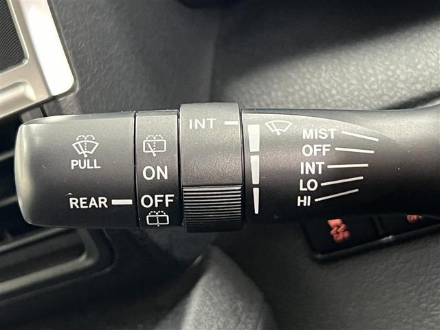 シエンタ ハイブリッドＧ　禁煙車　トヨタセーフティセンス　ＬＥＤライト＆フォグ　オートマチックハイビーム　７インチＳＤナビ　バックモニター　ＤＳＲＣ対応ＥＴＣ２．０　１６ＡＷ　両側パワースライドドア　スマートキー　点検記録簿（13枚目）