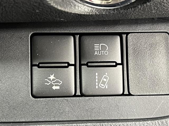 シエンタ ハイブリッドＧ　禁煙車　トヨタセーフティセンス　ＬＥＤライト＆フォグ　オートマチックハイビーム　７インチＳＤナビ　バックモニター　ＤＳＲＣ対応ＥＴＣ２．０　１６ＡＷ　両側パワースライドドア　スマートキー　点検記録簿（19枚目）