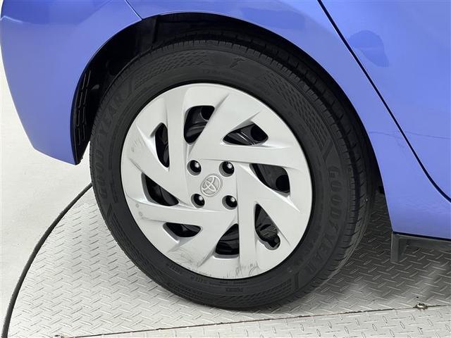 アクア S 禁煙車 トヨタセーフティセンス 7インチSDナビ ワンセグTV ブルートゥース CD SD バックモニター ETC シートヒーター 電動格納式ドアミラー パワーウィンドウ スマートキー 点検記録簿(5枚目)