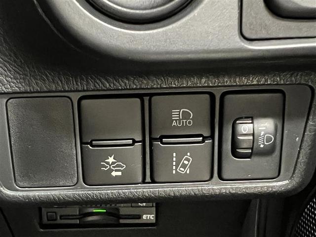 カローラアクシオ ハイブリッド 禁煙車 トヨタセーフティセンス プリクラッシュセーフティ レーンデパーチャーアラート オートマチックハイビーム 7インチナビ ETC 電動格納式ドアミラー パワーウィンドウ ワイヤレスキー 点検記録簿(23枚目)