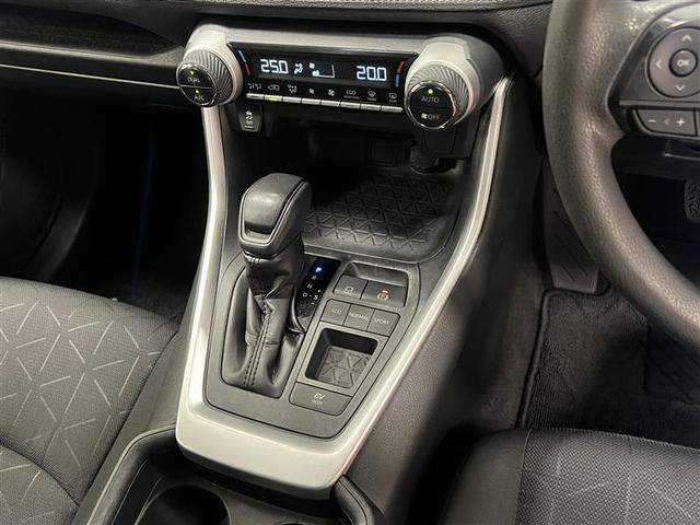 左右独立コントロールフルオートエアコンで車内はいつでも快適！ドライブモードセレクト！スイッチで状況や気分に合わせたお好みの走行モードに切り替え可能！