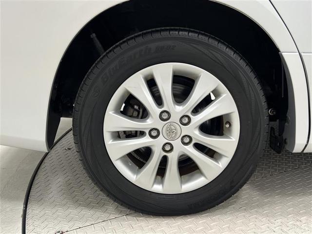 ノア Ｓｉ　禁煙車　ＨＩＤライト　コンライト　７インチＨＤＤナビ　フルセグＴＶ　ブルートゥース　ＣＤ　ＤＶＤ　ＳＤ　ミュージックサーバー　後席モニター　ＥＴＣ　パドルシフト　１６ＡＷ　スマートキー　点検記録簿（7枚目）