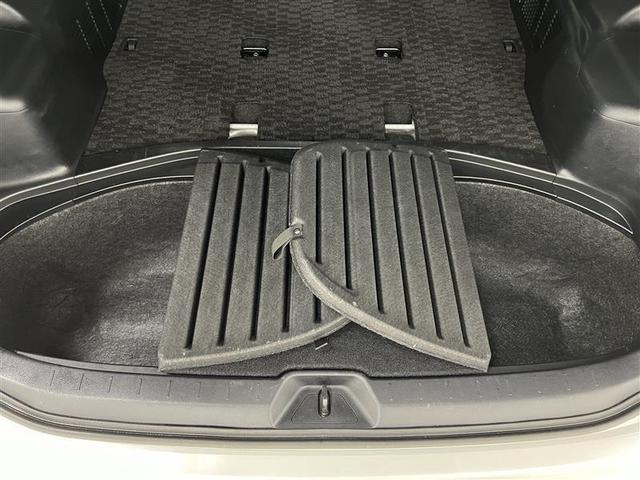 ノア Ｓｉ　禁煙車　ＨＩＤライト　コンライト　７インチＨＤＤナビ　フルセグＴＶ　ブルートゥース　ＣＤ　ＤＶＤ　ＳＤ　ミュージックサーバー　後席モニター　ＥＴＣ　パドルシフト　１６ＡＷ　スマートキー　点検記録簿（24枚目）