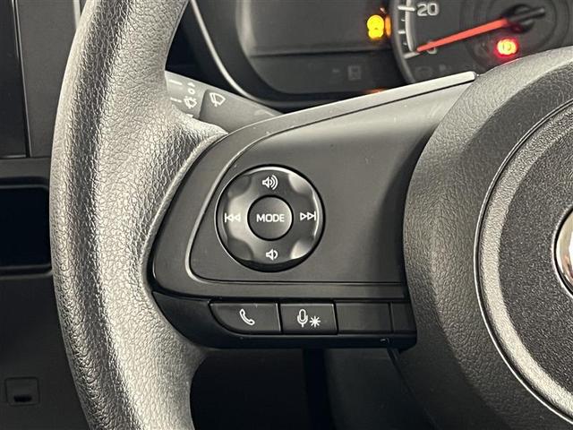 ステアリングスイッチ左側では、オーディオの操作が出来るようになっています！