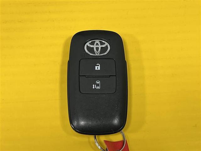 電子カードキーはかばんやポケットに入れておけば、ドアのロックアンロックやエンジンの始動が出来ます！