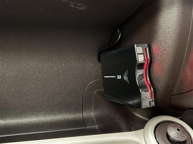 パッソ Ｘ　ＣＤチューナー　ＥＴＣ　マニュアルエアコン　ワイヤレスキー　電動格納式ドアミラー　パワーウィンドゥ　スペアタイヤ（22枚目）