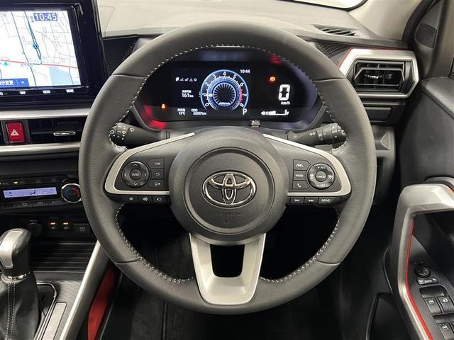 ライズ Ｚ　衝突回避システム　スマートキ－　リヤカメラ　１オナ　アルミホイール　エコアイドル　ＬＥＤライト　オートエアコン　横滑り防止機能　キーフリー　パワーウインドウ　エアバッグ　カーテンエアバック　ＥＴＣ（12枚目）