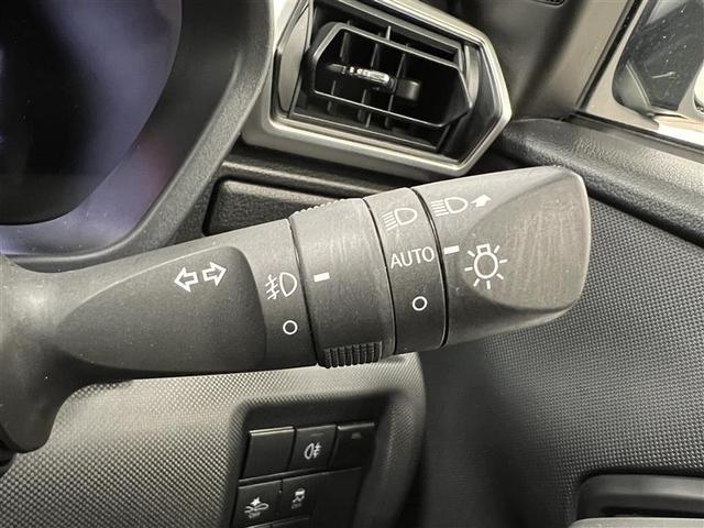 ライズ Ｚ　衝突回避システム　スマートキ－　リヤカメラ　１オナ　アルミホイール　エコアイドル　ＬＥＤライト　オートエアコン　横滑り防止機能　キーフリー　パワーウインドウ　エアバッグ　カーテンエアバック　ＥＴＣ（15枚目）