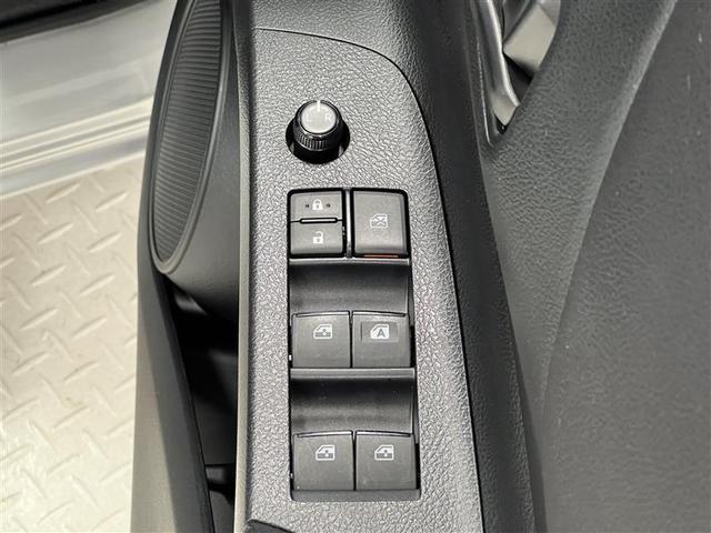 シエンタ Ｘ　Ｖパッケージ　ワンセグ　記録簿　ワンオーナー車　ナビＴＶ　バックアイカメラ　横滑り防止機能　エアバック　３列シート　ＰＳ　メモリーナビ　アイドルストップ　リモコンキー　ＡＢＳ　マニュアルエアコン　パワーウインドウ（20枚目）