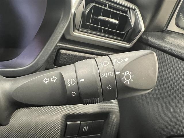 ライズ Ｚ　誤発進抑制機能　エアコン　エアロ　スマートキー＆プッシュスタート　地デジＴＶ　ＶＳＡ　盗難防止装置　クルコン　バックモニター　ナビ＆ＴＶ　ＬＥＤヘッドライト　アルミホイール　Ｗエアバック　キーレス（12枚目）