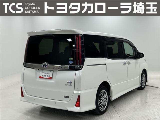 ノア ハイブリッドＳｉ　ダブルバイビーＩＩＩ　地デジ　バックモニター　両側ＰＳＤ　ＬＥＤ　ナビ＆ＴＶ　ＤＶＤ　横滑り防止装置　アルミホイール　スマキー　エアバッグ　クルコン　ＡＣ　３列シート　キーフリー　１オ－ナ－　ＥＴＣ　メモリーナビ（2枚目）