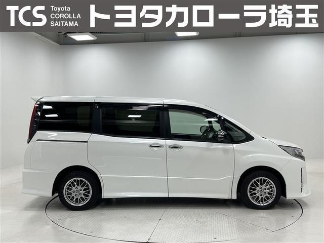 ノア ハイブリッドＳｉ　ダブルバイビーＩＩＩ　地デジ　バックモニター　両側ＰＳＤ　ＬＥＤ　ナビ＆ＴＶ　ＤＶＤ　横滑り防止装置　アルミホイール　スマキー　エアバッグ　クルコン　ＡＣ　３列シート　キーフリー　１オ－ナ－　ＥＴＣ　メモリーナビ（5枚目）
