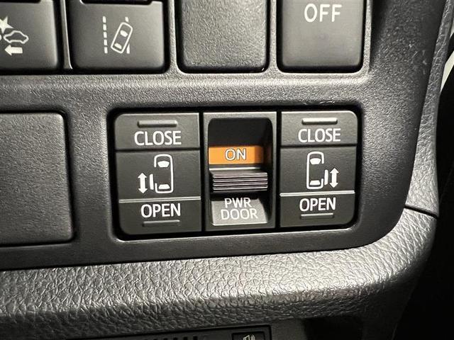 ノア ハイブリッドＳｉ　ダブルバイビーＩＩＩ　地デジ　バックモニター　両側ＰＳＤ　ＬＥＤ　ナビ＆ＴＶ　ＤＶＤ　横滑り防止装置　アルミホイール　スマキー　エアバッグ　クルコン　ＡＣ　３列シート　キーフリー　１オ－ナ－　ＥＴＣ　メモリーナビ（30枚目）