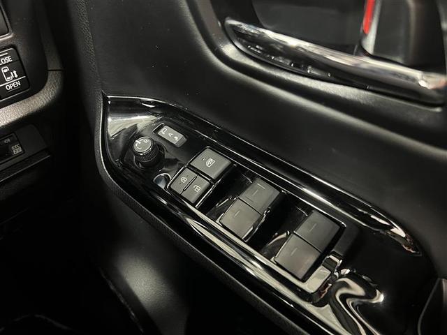 ノア ハイブリッドＳｉ　ダブルバイビーＩＩＩ　地デジ　バックモニター　両側ＰＳＤ　ＬＥＤ　ナビ＆ＴＶ　ＤＶＤ　横滑り防止装置　アルミホイール　スマキー　エアバッグ　クルコン　ＡＣ　３列シート　キーフリー　１オ－ナ－　ＥＴＣ　メモリーナビ（31枚目）