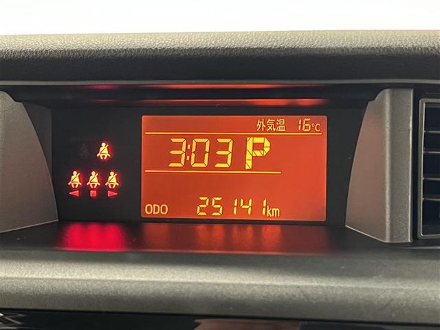 ルーミー Ｘ　衝突被害軽減ブレーキ　オートハイビーム　７インチナビ　フルセグＴＶ　ブルートゥース　ＣＤ　ＤＶＤ　ＳＤ　バックモニター　マニュアルＡＣ　シートヒーター　左パワースライドドア　電子カードキー　点検記録簿（10枚目）