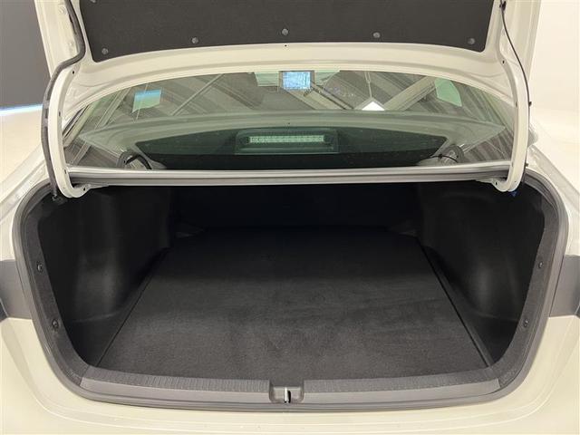 カローラ Ｓ　オートクルーズ　キーレス　オートエアコン　整備記録簿　ワンオ－ナ－　バックモニター　ナビ＆ＴＶ　メモリナビ　ＬＥＤヘッドランプ　ミュージックプレイヤー接続可　アルミ　イモビ　ＡＢＳ　デュアルエアバック（21枚目）