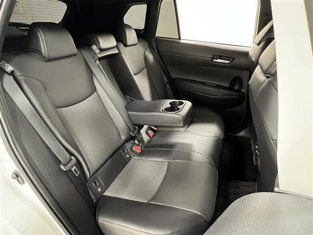 カローラクロス ハイブリッド　Ｚ　認定中古車　ヒョウ害　モデリスタフルエアロ　コネクテッドナビプラス　パノラミックビューモニター　トヨタチームメイト　ＥＴＣ２．０　ＡＣ１００Ｖ（１５００Ｗ）　パワーバックドア　スマートキー　点検記録簿（31枚目）