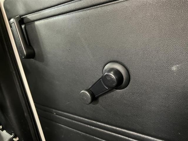 ハイゼットカーゴ ＤＸ　ＳＡＩＩＩ　バックモニタ　カーナビ　１オーナー車　ヘッドライトＬＥＤ　横滑防止装置　メモリナビ　オートエアコン　キ－レス　デュアルエアバッグ　エコアイドル　前席パワーウィンドウ　運転席エアバッグ　ＡＢＳ（22枚目）