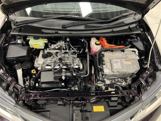 カローラフィールダー ハイブリッドＧ　ダブルバイビー　認定中古車　トヨタセーフティセンス　プリクラッシュセーフティ　レーンデパーチャーアラート　オートマチックハイビーム　ホワイトシート　７インチナビ　バックモニター　ＥＴＣ　スマートキー　点検記録簿（7枚目）