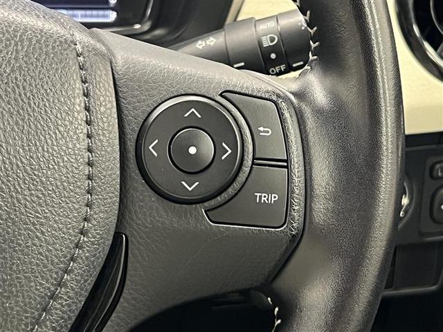 カローラフィールダー ハイブリッドＧ　ダブルバイビー　認定中古車　トヨタセーフティセンス　プリクラッシュセーフティ　レーンデパーチャーアラート　オートマチックハイビーム　ホワイトシート　７インチナビ　バックモニター　ＥＴＣ　スマートキー　点検記録簿（10枚目）