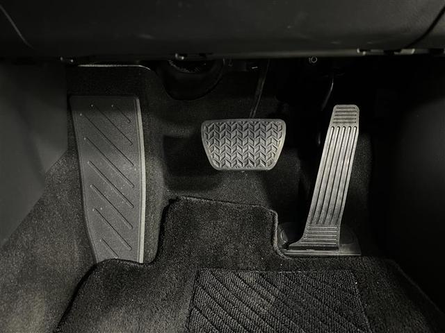 ハリアー Ｚ　レザーパッケージ　認定中古車　コネクテッドナビプラス　ＪＢＬサウンド　バックモニター　ＥＴＣ２．０　デジタルインナーミラー　トヨタセーフティセンス　ブラインドスポットモニター　リヤクロストラフィックアラート　点検記録簿（28枚目）