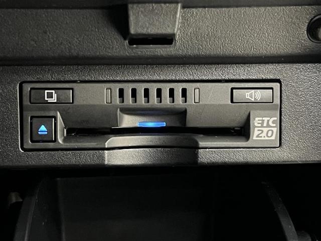 アルファード ２．５Ｓ　タイプゴールド　イモビ　バックモニタ－　ＬＥＤランプ　１オーナー車　エアコン　横滑防止装置　ＡＣ１００Ｖ電源　アルミ　パワーウィンドウ　メディアプレイヤー接続　ＡＢＳ　キーレス　３列シート　メモリーナビ　エアバッグ（21枚目）