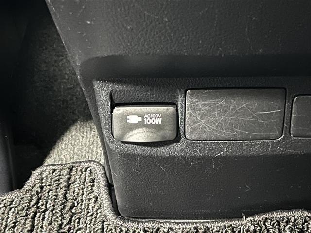 アルファード ２．５Ｓ　タイプゴールド　イモビ　バックモニタ－　ＬＥＤランプ　１オーナー車　エアコン　横滑防止装置　ＡＣ１００Ｖ電源　アルミ　パワーウィンドウ　メディアプレイヤー接続　ＡＢＳ　キーレス　３列シート　メモリーナビ　エアバッグ（29枚目）