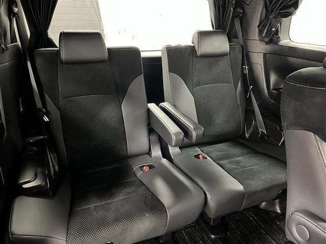 アルファード ２．５Ｓ　タイプゴールド　イモビ　バックモニタ－　ＬＥＤランプ　１オーナー車　エアコン　横滑防止装置　ＡＣ１００Ｖ電源　アルミ　パワーウィンドウ　メディアプレイヤー接続　ＡＢＳ　キーレス　３列シート　メモリーナビ　エアバッグ（31枚目）