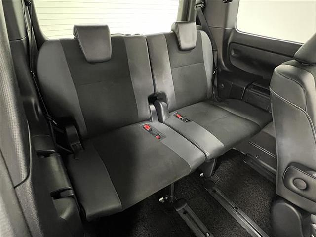 ノア Si ダブルバイビーII 横滑防止装置 PCS スマートキ- Wエアコン Bモニター DVD再生可 フルセグテレビ ETC付き アイドリングS オートエアコン PS クルーズC ナビ&TV PW ウォークスルー ワンオーナ(24枚目)