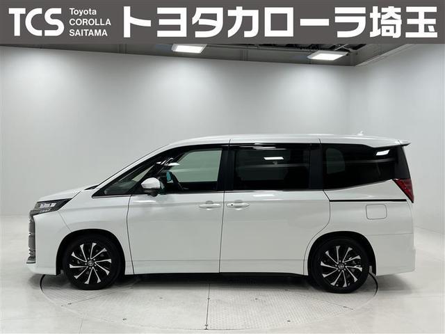 ノア ハイブリッドＳ－Ｚ　横滑り防止機能　エアバッグ　オートクルーズコントロール　地デジ　両側自動ドア　ダブルエアコン　スマートエントリー　ＬＥＤランプ　バックモニター　メモリナビ　３列シート　ＥＴＣ付き　ＡＢＳ　ＡＣ１００Ｖ（5枚目）