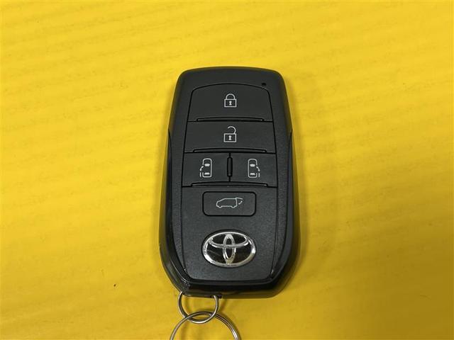 ノア ハイブリッドＳ－Ｚ　横滑り防止機能　エアバッグ　オートクルーズコントロール　地デジ　両側自動ドア　ダブルエアコン　スマートエントリー　ＬＥＤランプ　バックモニター　メモリナビ　３列シート　ＥＴＣ付き　ＡＢＳ　ＡＣ１００Ｖ（30枚目）