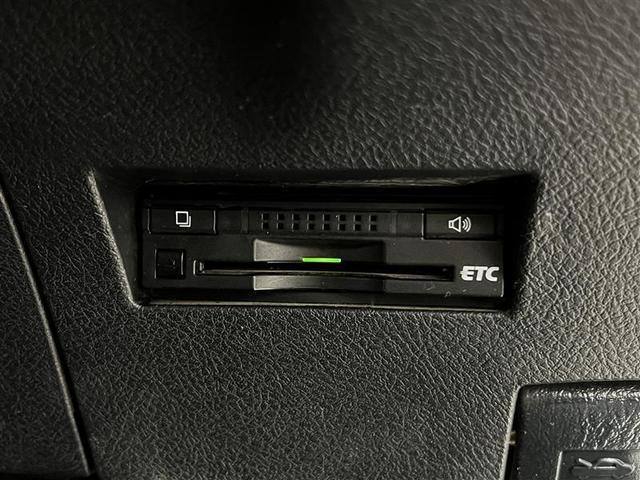 カローラフィールダー ハイブリッドＧ　認定中古車　禁煙車　運転席・助手席エアバック　ＨＩＤヘッドライト　７インチＳＤナビ　バックモニター　ＥＴＣ　シートヒーター　電動フェンダーランプ　スペアタイヤ　スマートキー　点検記録簿（41枚目）