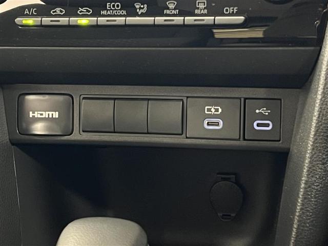 ヤリスクロス Ｇ　ワンオーナ　衝突被害軽減ブレーキ　横滑り防止機能　エアバック　盗難防止装置　フルオートエアコン　スマートキー＆プッシュスタート　アルミ　定期点検記録簿　キーフリー　メディアプレイヤー接続　メモリナビ（14枚目）